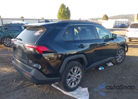 2019 Toyota Rav4 Xle Premium z USA, uszkodzony, nr VIN 2T3A1RFV4KC013276
